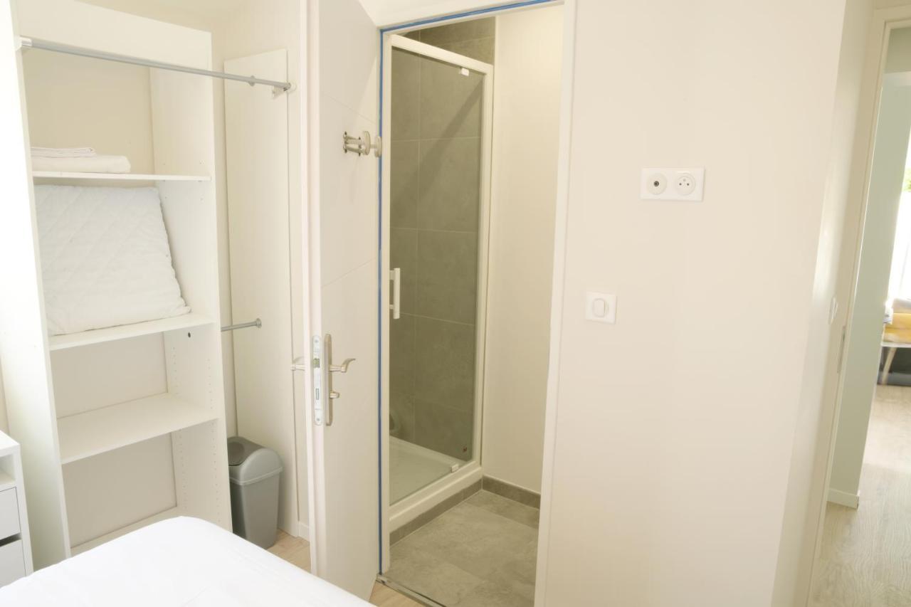 Appartamento T2 - 28M2 Avec Cour Et Stationnement, Wifi Et Linge Fournis Angoulême Esterno foto